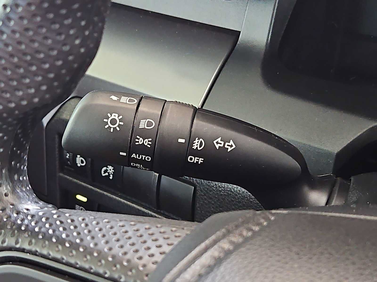 Used 2025 Toyota Tacoma SR5 RWD image 22