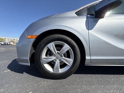 Used 2018 Honda Odyssey EX image 10