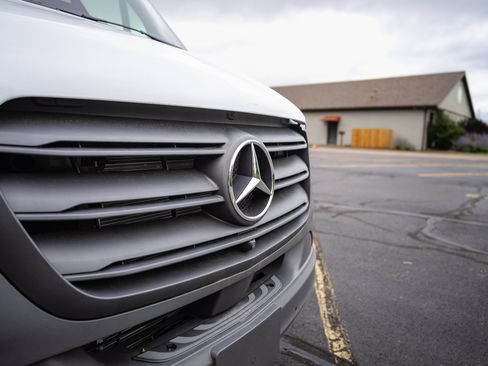 New 2026 Mercedes-Benz Sprinter 2500 image 4