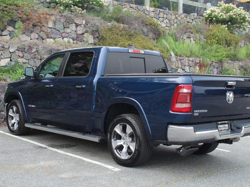 Used 2019 RAM 1500 Laramie AWD/4WD image 7