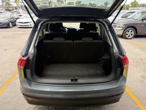 Used 2020 Volkswagen Tiguan S FWD image 7