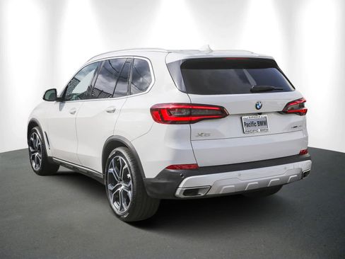Certified 2023 BMW X5 sDrive40i w/ Parking Assistance Package image 4