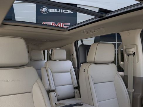 New 2026 GMC Yukon XL Denali AWD/4WD image 24