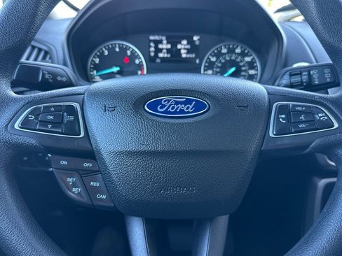 Used 2022 Ford EcoSport SE w/ SE Convenience Package image 23