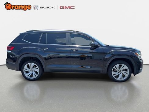 Used 2021 Volkswagen Atlas SE w/ Towing Package AWD/4WD image 2