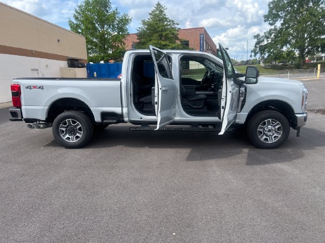 New 2026 Ford F350 Lariat w/ Lariat Premium Package AWD/4WD image 10