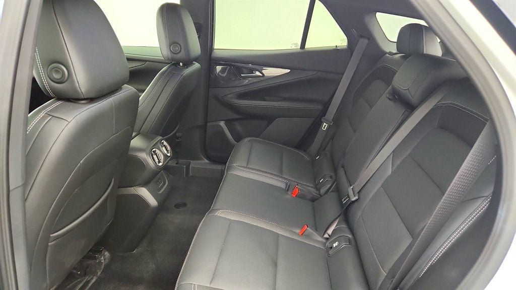 Used 2024 Chevrolet Blazer EV LT AWD/4WD image 20