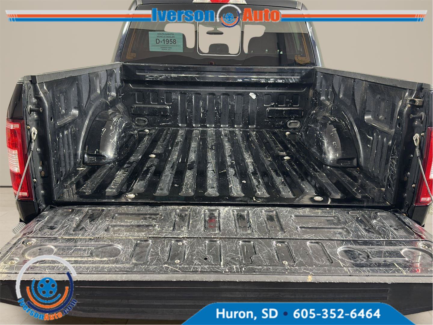 Used 2018 Ford F150 XLT w/ Equipment Group 302A Luxury AWD/4WD image 9