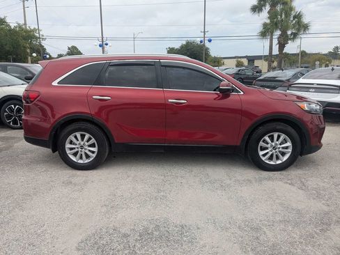 Used 2020 Kia Sorento LX w/ LX I4 Convenience Package FWD image 3