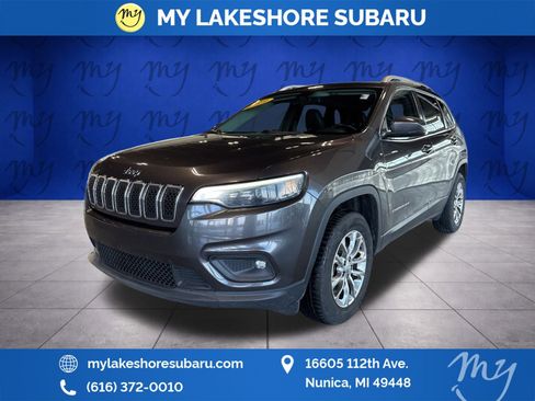 Used 2019 Jeep Cherokee Latitude Plus w/ Cold Weather Group image 3