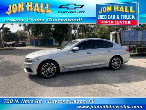 Used 2019 BMW 540i w/ Convenience Package image 3