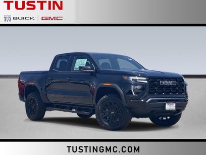 New 2026 GMC Canyon Elevation w/ LPO, Black Badging Package