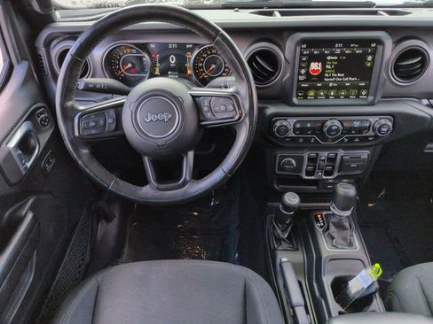 Used 2021 Jeep Gladiator Sport AWD/4WD image 19