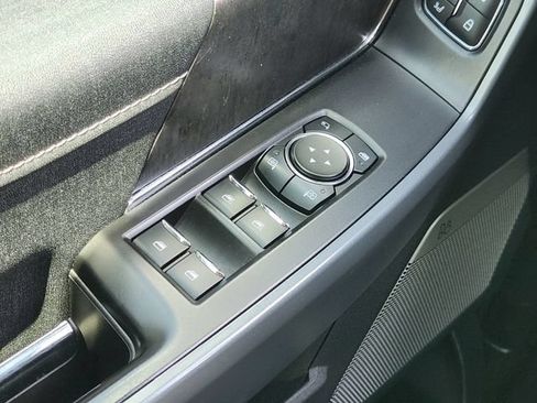 Used 2023 Ford F150 Lariat w/ FX4 Off-Road Package AWD/4WD image 24