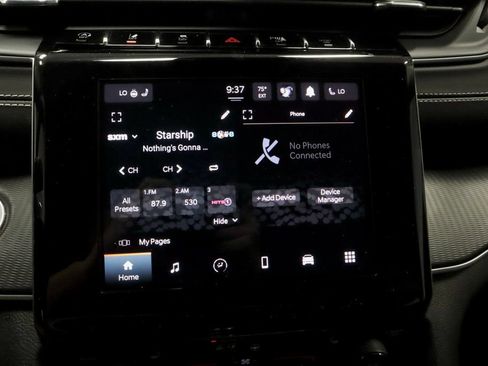 Used 2023 Jeep Grand Cherokee L Laredo w/ Luxury Tech Group I AWD/4WD image 3