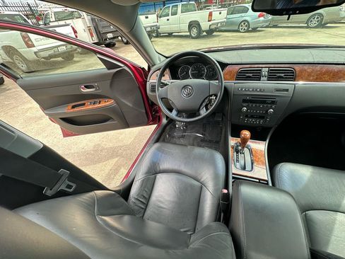 Used 2005 Buick LaCrosse CXS w/ Chrome Appearance Package FWD image 29