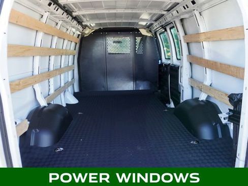 Used 2024 GMC Savana 2500 w/ Driver Convenience Package image 6
