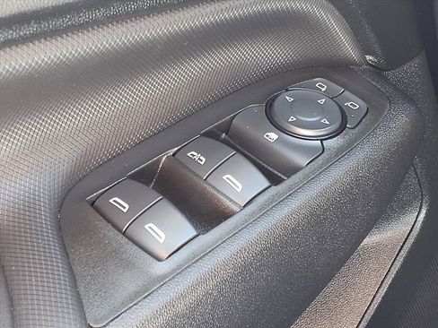 Used 2024 Chevrolet Equinox RS w/ RS Leather Package image 12