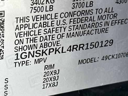 Used 2024 Chevrolet Tahoe Z71 w/ Z71 Off-Road Package AWD/4WD image 34
