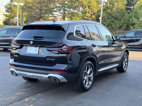 Used 2024 BMW X3 sDrive30i w/ Premium Package image 9