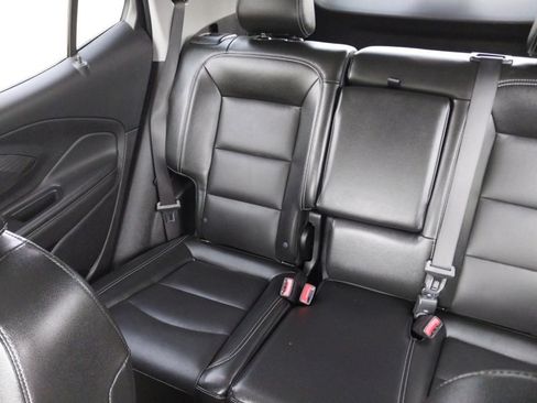 Used 2024 GMC Terrain SLT image 18