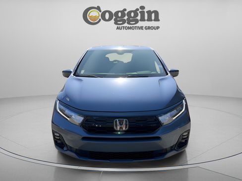 Used 2025 Honda Odyssey Elite image 9