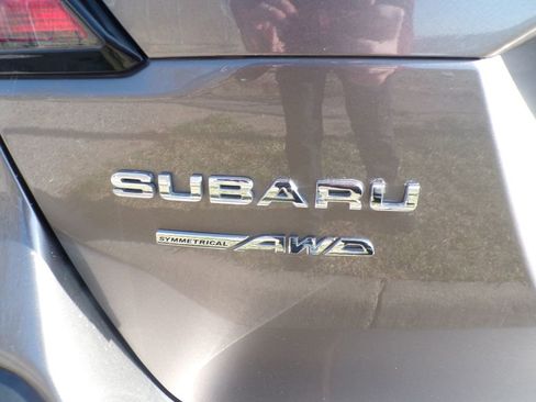 Used 2023 Subaru Outback Limited AWD/4WD image 4