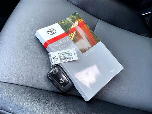 Certified 2024 Toyota 4Runner SR5 Premium image 15