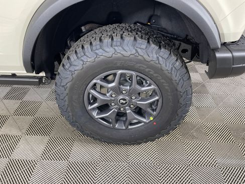 New 2025 Ford Bronco Badlands AWD/4WD image 19