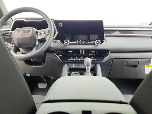 New 2026 GMC Canyon Elevation image 26