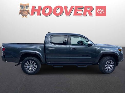 Used 2023 Toyota Tacoma Limited AWD/4WD image 2