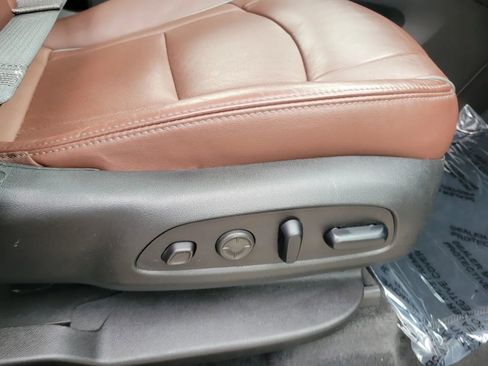 Used 2021 Buick Enclave Avenir w/ Avenir Technology Package image 20