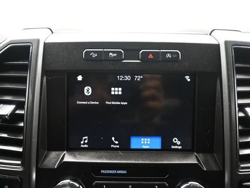 Used 2018 Ford F150 XLT w/ Equipment Group 302A Luxury AWD/4WD image 17