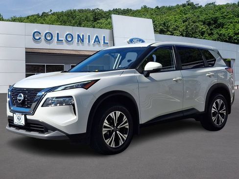 Used 2023 Nissan Rogue SV AWD/4WD image 3
