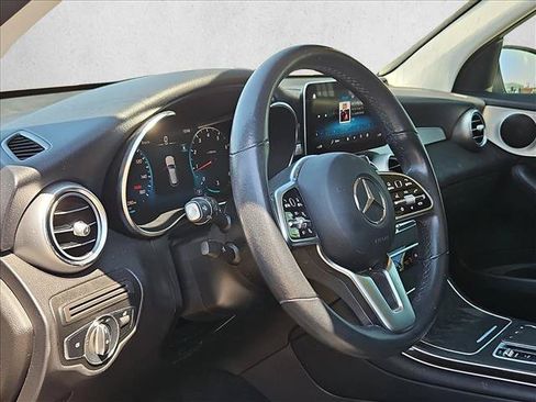 Certified 2022 Mercedes-Benz GLC 300 image 9