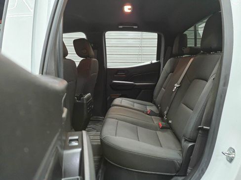 Used 2024 Chevrolet Colorado W/T w/ WT Convenience Package II AWD/4WD image 20