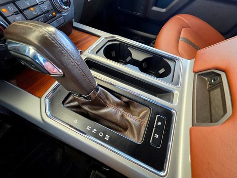 Used 2018 Ford F150 King Ranch w/ Equipment Group 601A Luxury AWD/4WD image 49