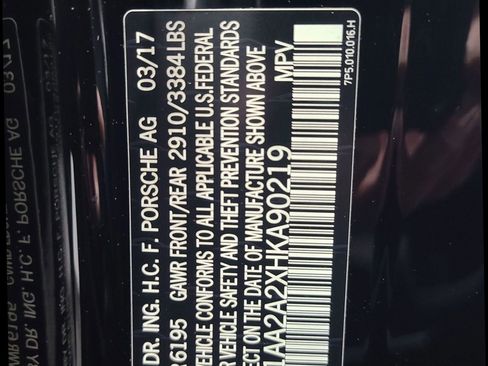 Used 2017 Porsche Cayenne Platinum Edition w/ Premium Package Plus (PJX) image 3