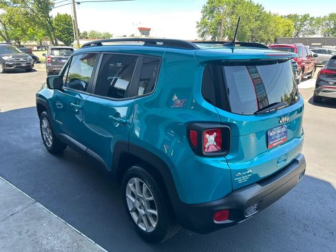 Used 2022 Jeep Renegade Latitude AWD/4WD image 30