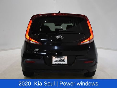 Used 2020 Kia Soul LX image 5