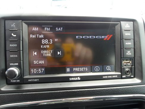 Used 2019 Dodge Grand Caravan SXT FWD image 20