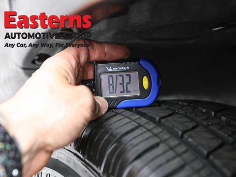 Used 2024 Jeep Compass Trailhawk AWD/4WD image 27