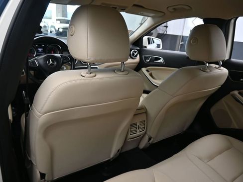 Used 2018 Mercedes-Benz GLA 250 image 33