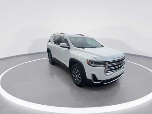 Used 2022 GMC Acadia SLE w/ Driver Convenience Package image 2