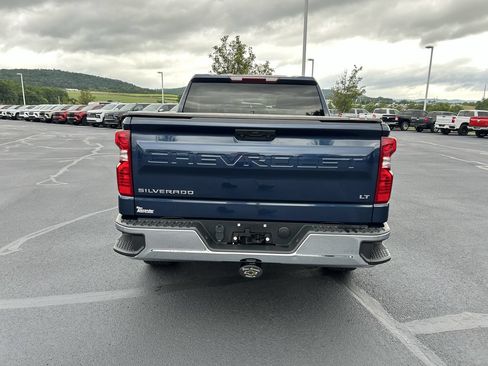 Used 2023 Chevrolet Silverado 1500 LT AWD/4WD image 6