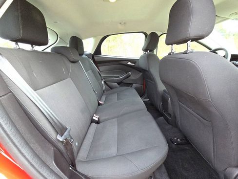 Used 2015 Ford Focus SE image 15