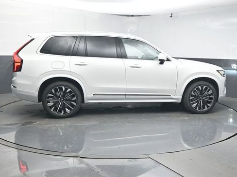 New 2026 Volvo XC90 T8 Plus w/ Protection Package Premier AWD/4WD image 8