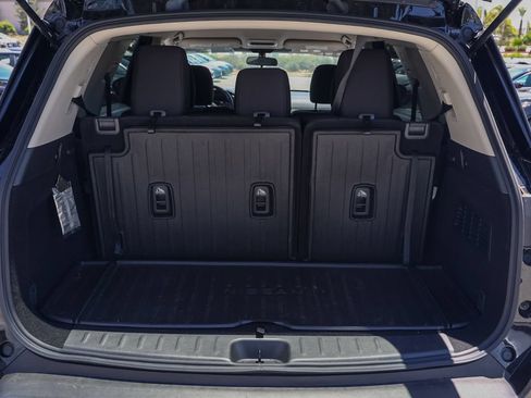 Used 2024 Nissan Pathfinder S w/ Cargo Package FWD image 16