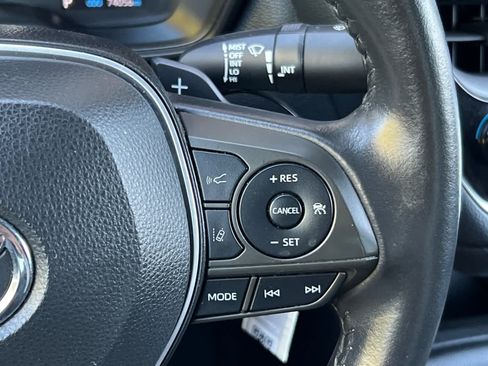 Used 2022 Toyota Corolla SE FWD image 24
