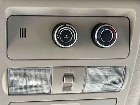 Used 2019 Nissan NV 3500 S image 49